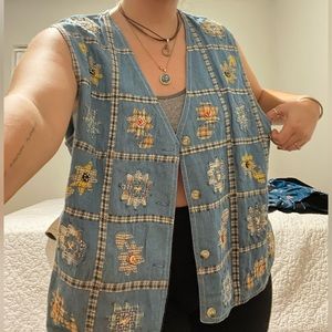 Adorable vintage denim vest